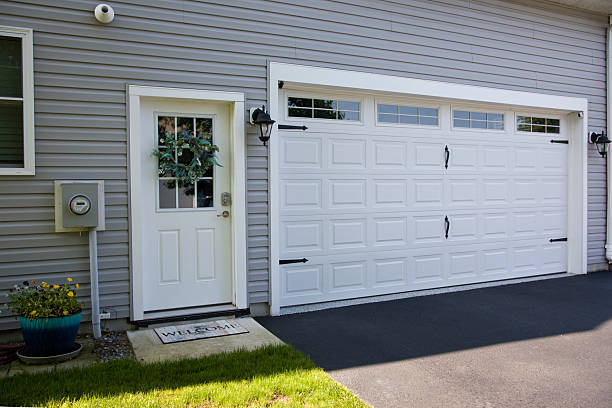 24/7 Emergency Garage Door Panel Replacement experts in Ben Lomond, CA